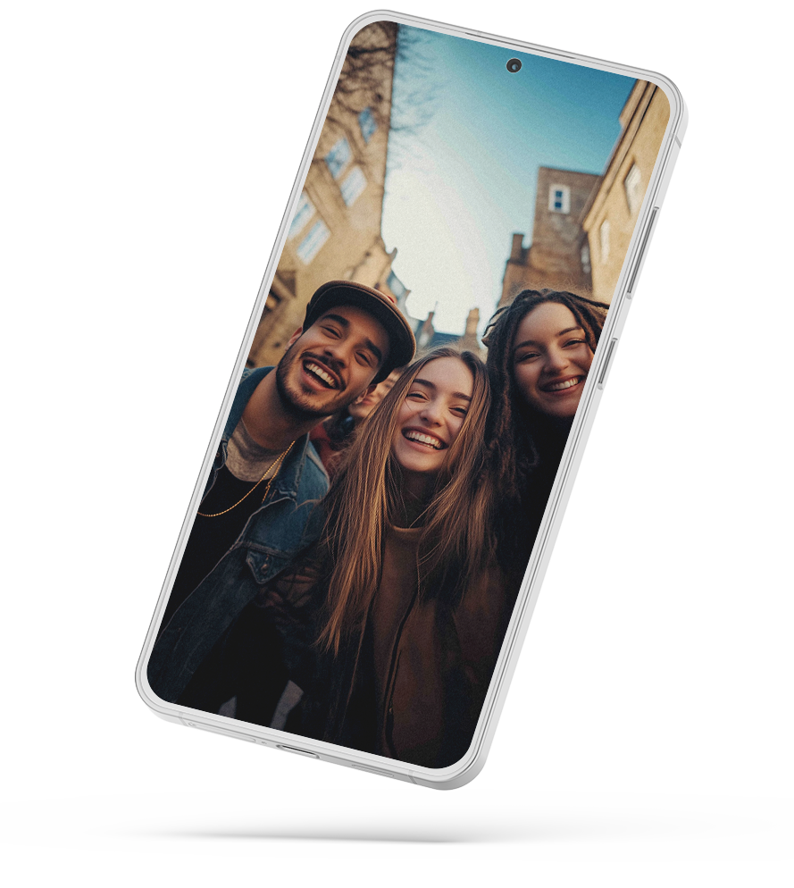 Friends taking a selfie with a Samsung Galaxy S25+