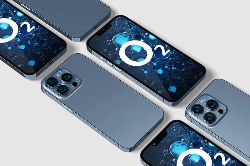 Image of O2 iphones in a row